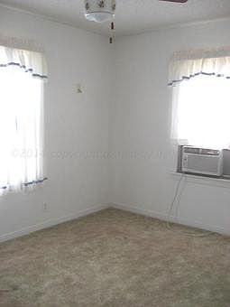 3rd image of 1310 E Kingsmill Ave