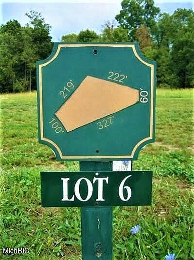 2nd image of 5239 Mandiberry Ln #6