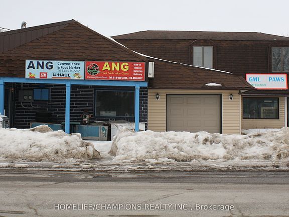 4th image of 11 Old Portage Rd