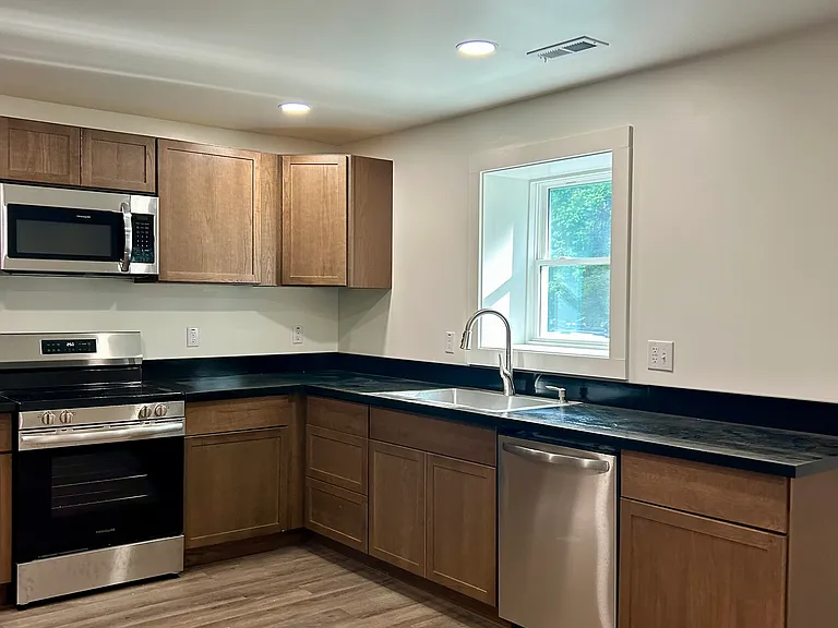 3536 Island Home Ave — Photo 9