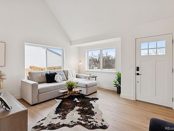 3rd image of 1464 W Lake Avenue