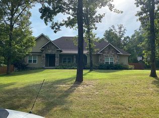 16821 Digby Dr, Siloam Springs, AR 72761