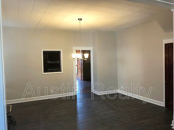 4th image of 7540 Ellis Ave