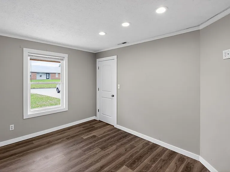 78 Misty Dr — Photo 22