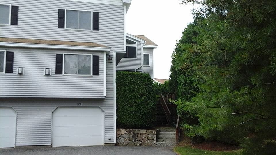 Front of townhouse