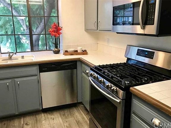 2nd image of 21760 Laurelrim Dr Unit B