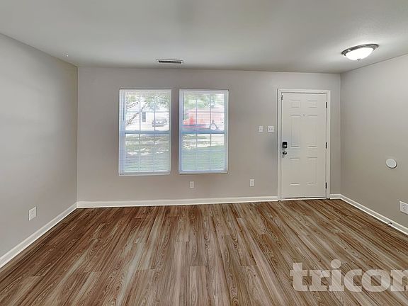 2nd image of 2624 Stream Bank Dr