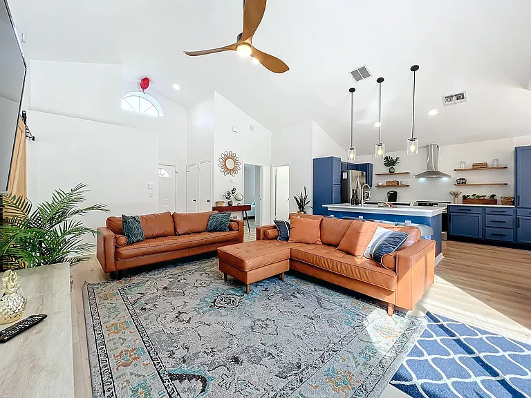 489 Harvest Oak Ct — Photo 8