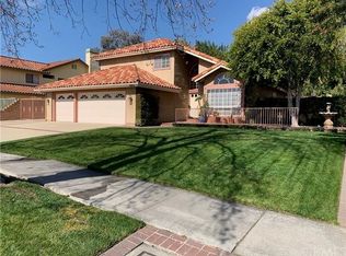 1083 W 14th St, Upland, CA 91786