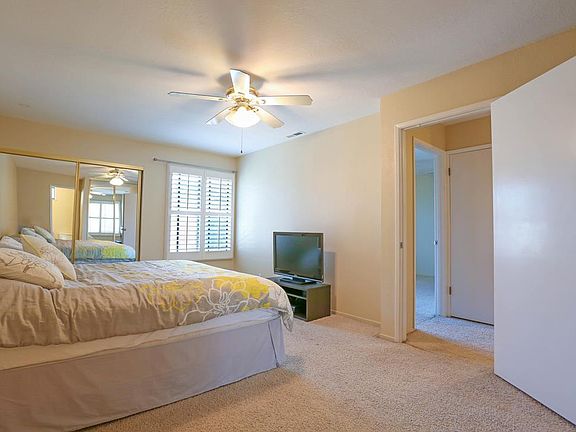 5th image of 854 La Barbera Dr