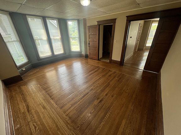4th image of 408 Michigan Ave #1W