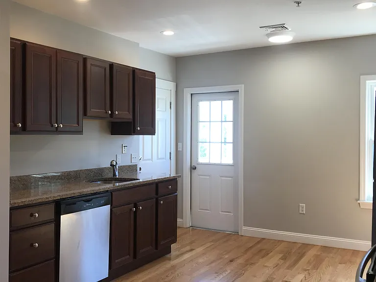502 Moody St #24 — Photo 3