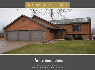 1515 14 1/2 Ave E, West Fargo, ND 58078