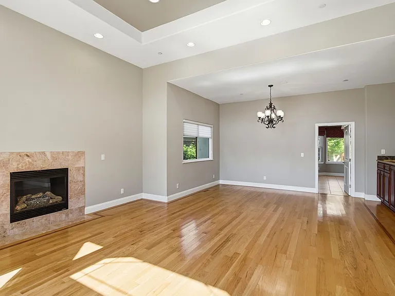 1367 Ramon Dr — Photo 9