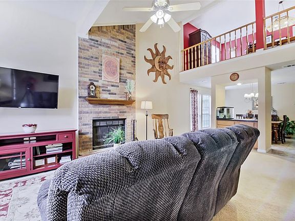 5th image of 3187 Meadowview Dr