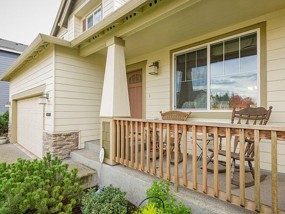 2nd image of 5315 NE 52nd Cir