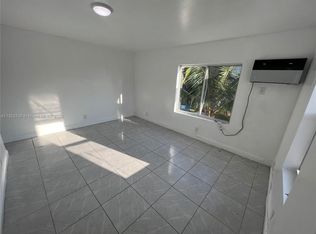 1935 SW 2nd St APT 2, Miami, FL 33135
