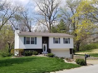 15 Glen Hollow Rd, Glen Carbon, IL