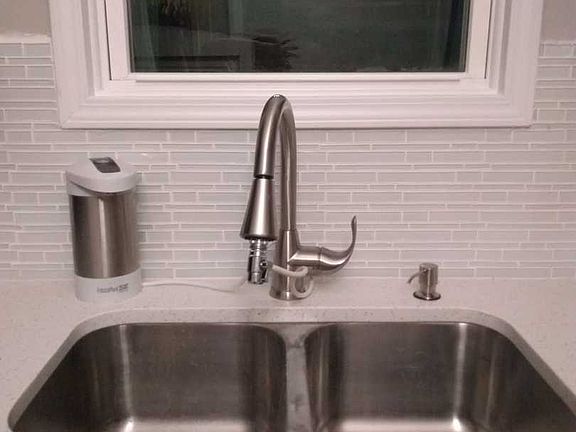 3rd image of 2841 S Karlov Ave