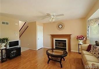 3rd image of 2333 Hunters Crest Dr
