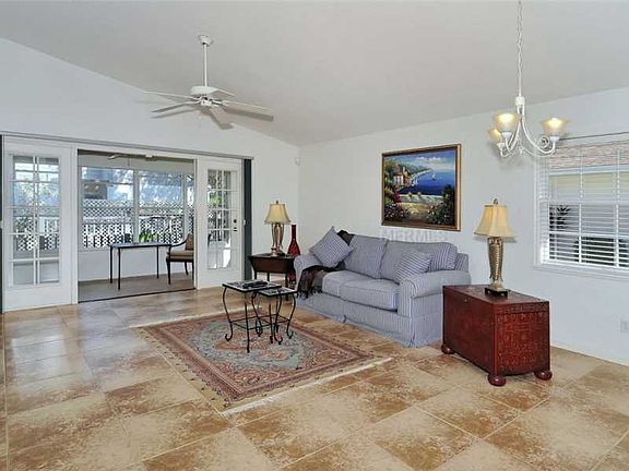 2nd image of 3223 Woodberry Ln