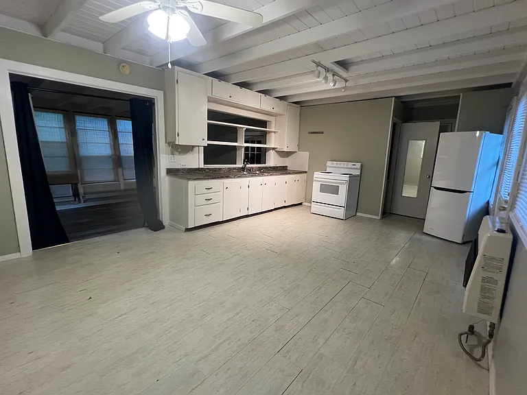 132 Madill St — Photo 4