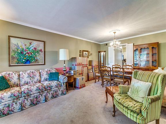 5th image of 8368 Lullwater Dr
