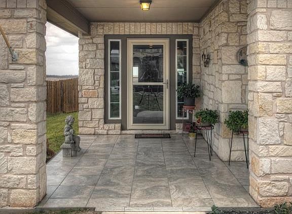 5th image of 119 Hoya Ln
