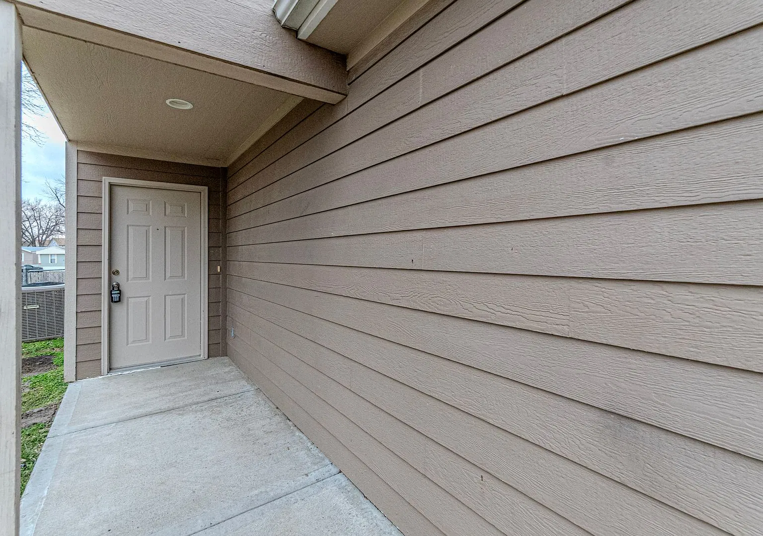 Please View 3D Virtual Walk-Through Before Scheduling a Showing — Photo 2