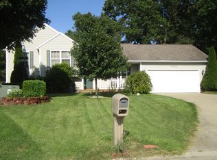 13285 Bos Ct, Holland, MI 49424