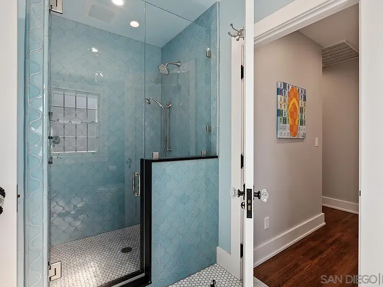 532 Marina Ave — Photo 27