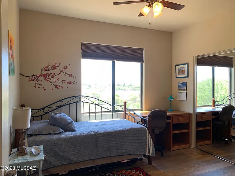 2550 E River Rd #16301 — Photo 23
