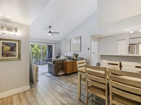 12172 Saint Andrews Pl APT 307, Miramar, FL 33025