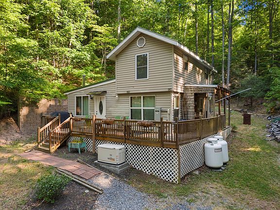 2nd image of 1053 Reagan Springs Rd