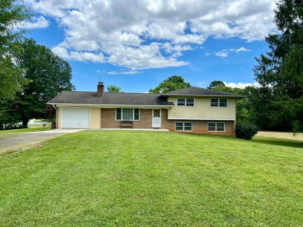 500 Brickyard Rd, Etowah, NC 28729