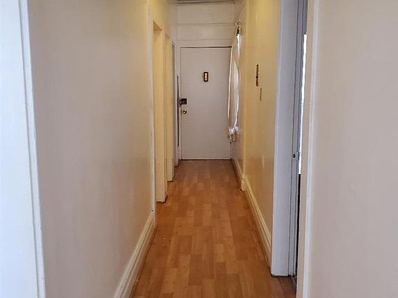 4th image of 632 Hyde St APT 3