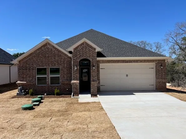 3003 Steepleridge Cir, Granbury, TX 76048