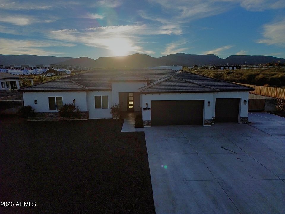 1st image of 1183 W White Hawk Dr