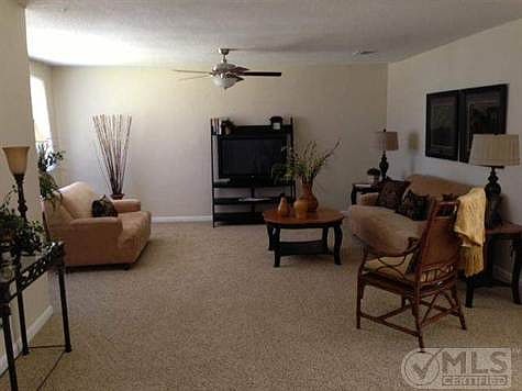 4th image of 2149 Longview Dr