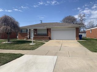 29321 Van Laan Dr, Warren, MI 48092