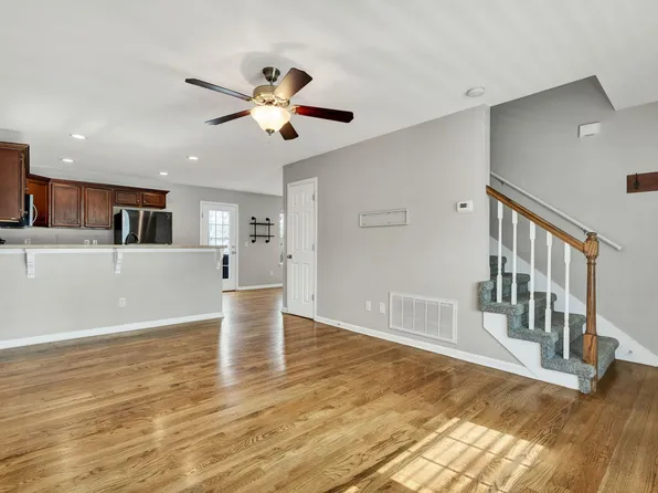 2022 Short Leaf Ln, Soddy Daisy, TN 37379