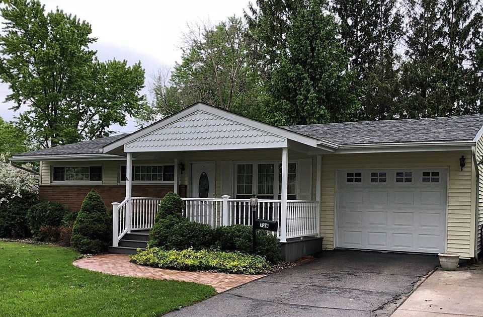 1st image of 726 Tamarac Dr