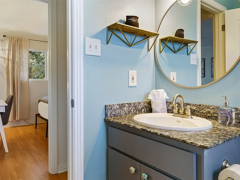 1422 Collier St #214 — Photo 12