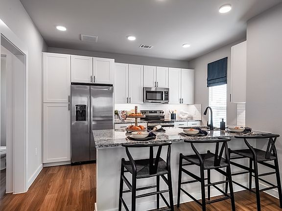 4th image of 13000 N Saginaw Blvd #2619