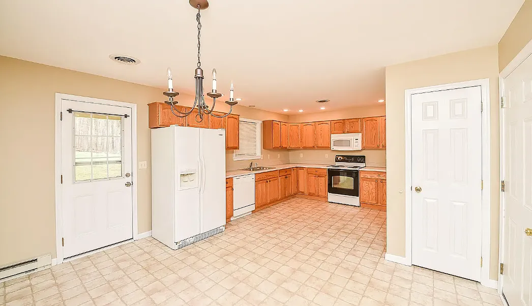 2 bed, 1.5 bath, 1150 sqft, $2,200 — Photo 4