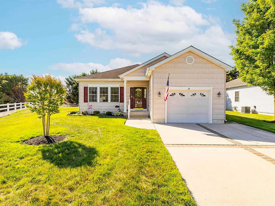 1st image of 20 Wynndemere Ct
