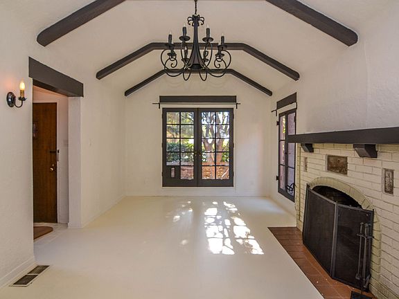 5th image of 4121 W Toluca Lake Ave
