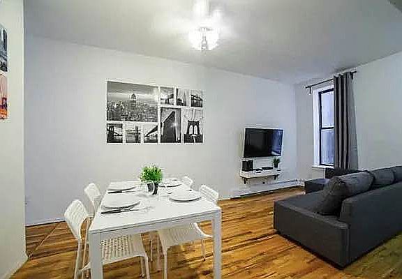 2nd image of 1634 Lexington Ave APT 1C