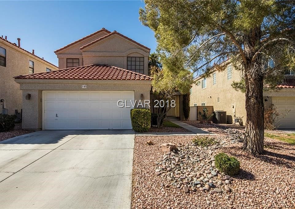 Front view at driveway