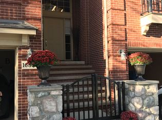 16827 Newbury Ave, Macomb, MI 48044
